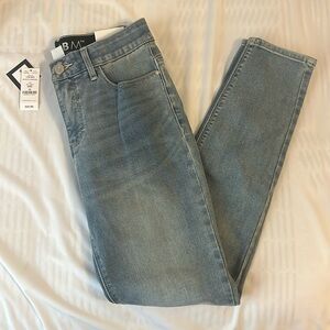 White House Black Market High Rise Skinny Jeans